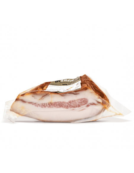 Papada Ibérica de Bellota Curada: Calidad y Sabor | Mencas