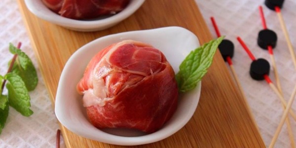 Bolas de jamón ibérico rellenas
