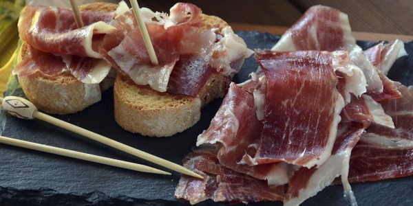 Jamón, ¿curado o cocido?