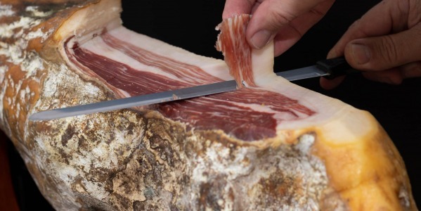 Jamón con moho: ¿Se puede consumir? 